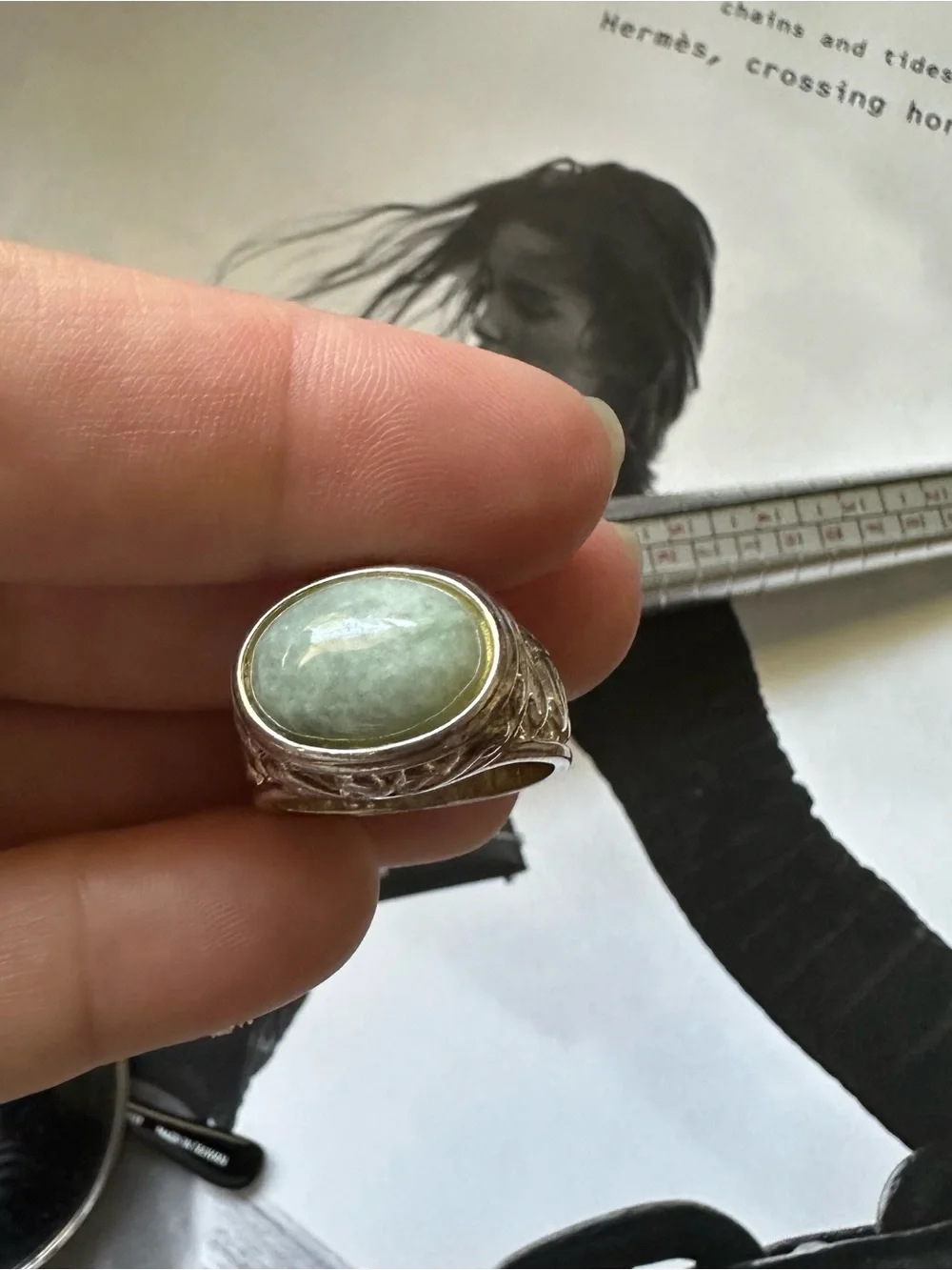 Vintage Ornate Sterling Silver Ring with Light Green Oval Jade Stone Size 7.5